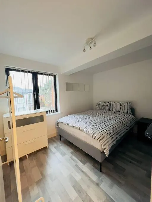 Lovely 2 Bedroom Flat With Free Parking Flat 5 نوتينغهام 0*,  المملكة المتحدة